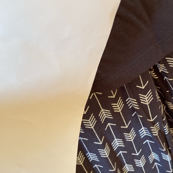 Sleepyheads gray white arrows Follow Your Dreams 2 piece pajamas set size M - Picture 6 of 8